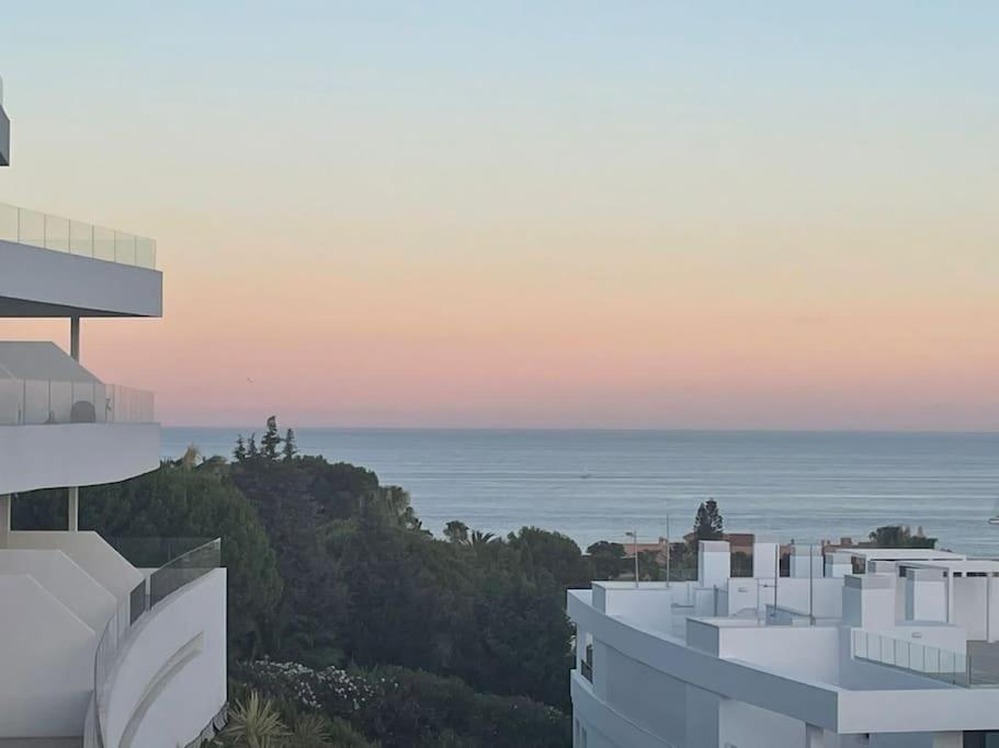 Prachtig Appartement Met Zeezicht In Estepona Costa Del Sol エクステリア 写真